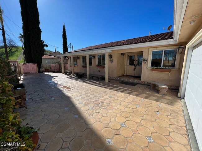 Building Photo - 4613 Reforma Rd