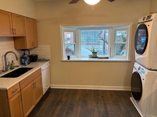 Photo - 3624 N Wayne Ave Unidad 2