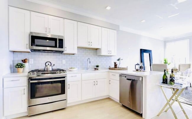 Building Photo - 3529 14th St NW Unit 14th st