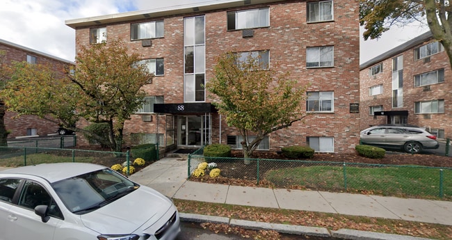 88 Gardner St