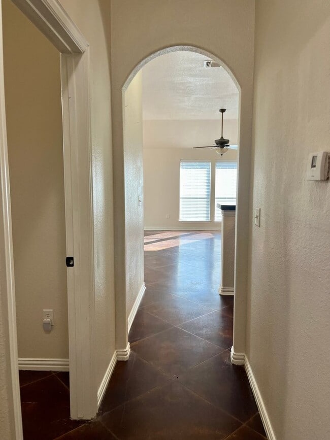 Photo - 330 Jade Ln