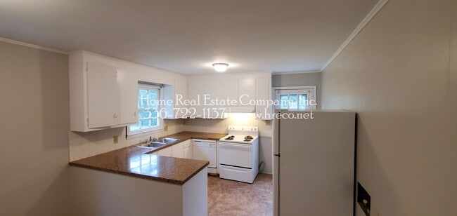 Photo - 2835 Quincy Dr