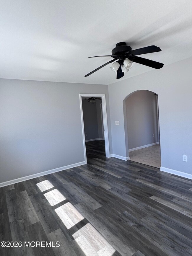 Photo - 39 Harborage Ave