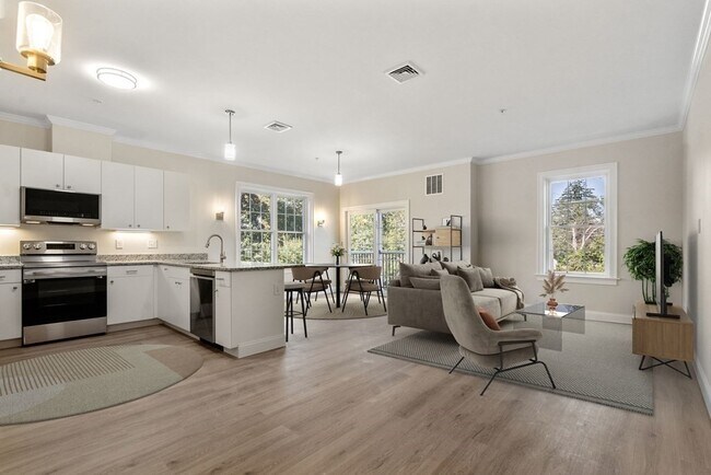 244 Main St Unit 101