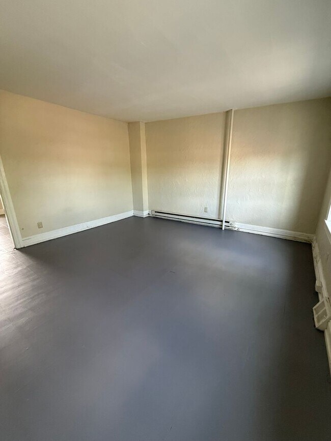 607 Chestnut St Unit #2