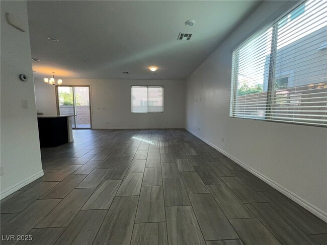 Photo - 3212 Daffodil Ridge St