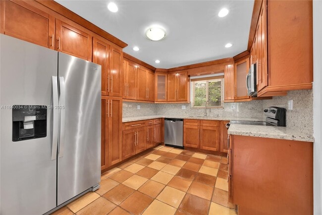 Photo - 922 Monterey St