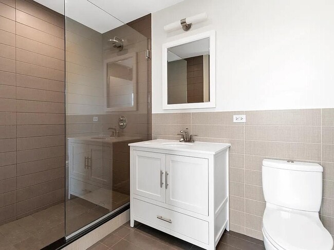 Photo - 5-43 48th Avenue