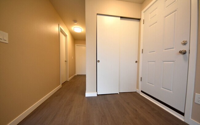 Photo - Greenwood Apartments