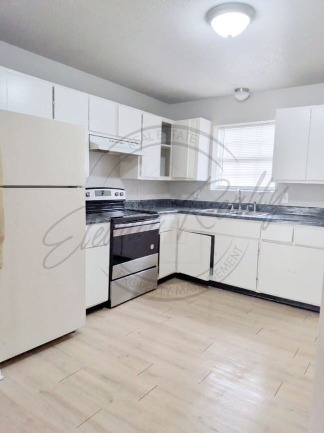 Photo - On Special: Two Bedroom Ranch Duplex in North Gallatin!