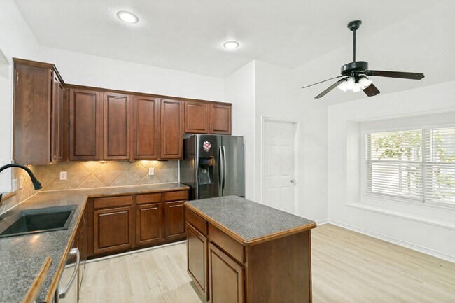 Photo - 1745 Woodstream Ln