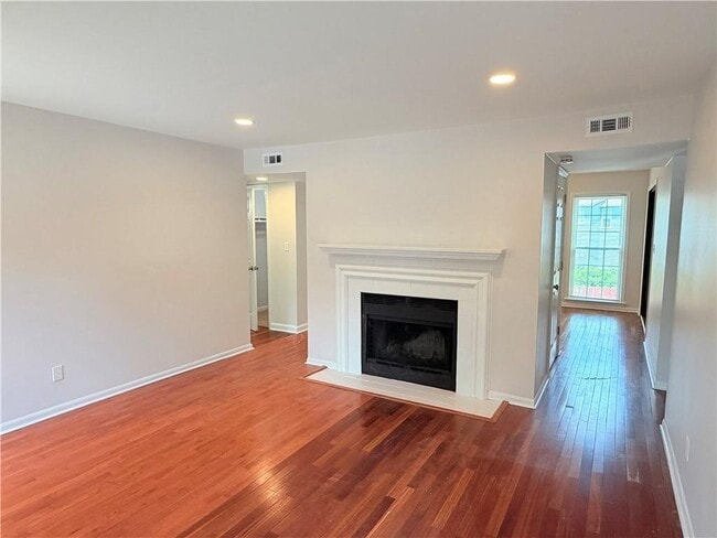 1166 Booth Rd Unit 908
