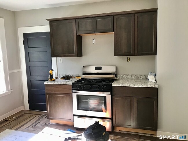 Photo - 52 Catherine St Unit 2nd Floor