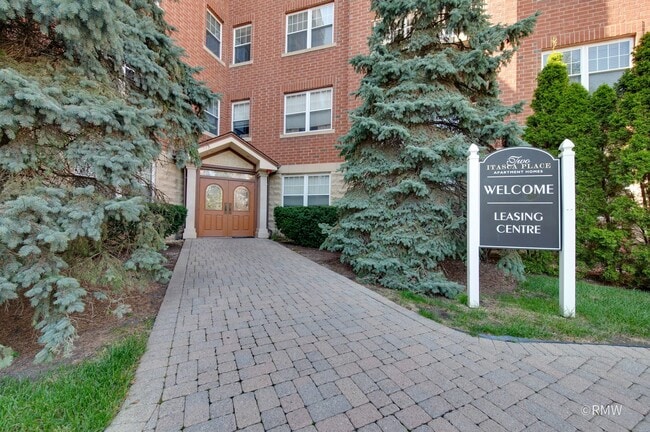 Building Photo - 2 Itasca Rd Unit 521 Rental