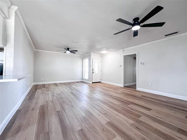 8945 Flicker Ln