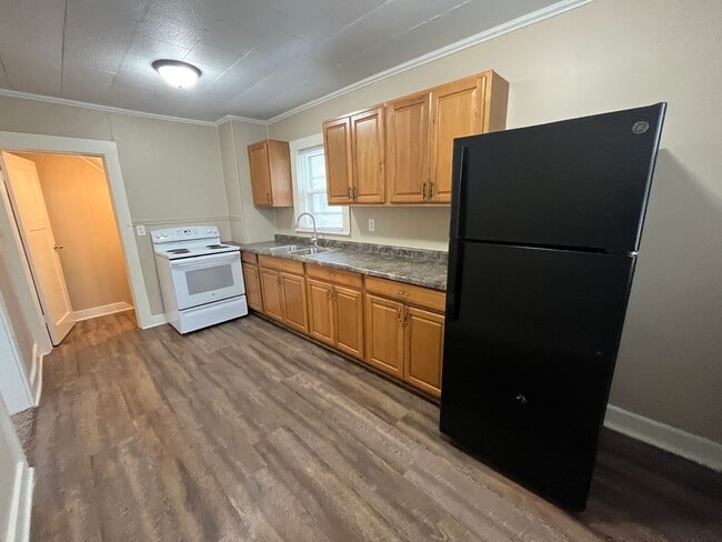 Photo - 2945 Smith St