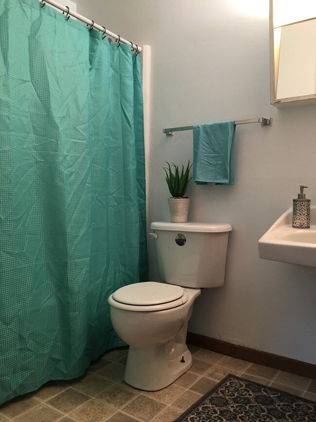 Photo - Elm Tree Apartments Unidad 1