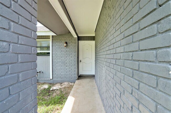 Photo - 820 Stadium Dr