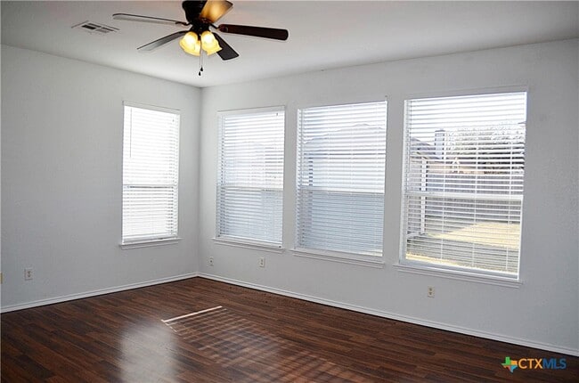 Photo - 5000 Sydney Harbour Ct
