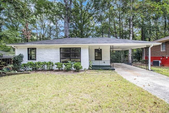 Building Photo - 2550 Graywall St