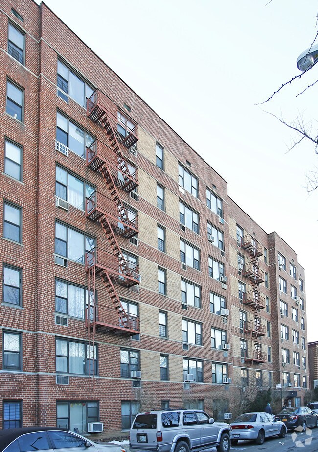 Photo - 65 Bay 19Th St