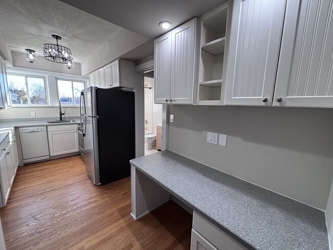 Photo - 7556 Byron Pl