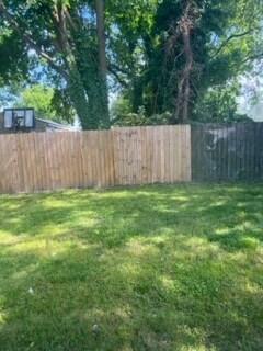 Spacious Backyard - 1026 43rd St