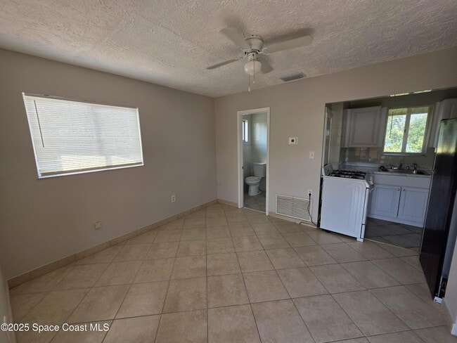 Photo - 105 Palmetto Ave Unidad 12a