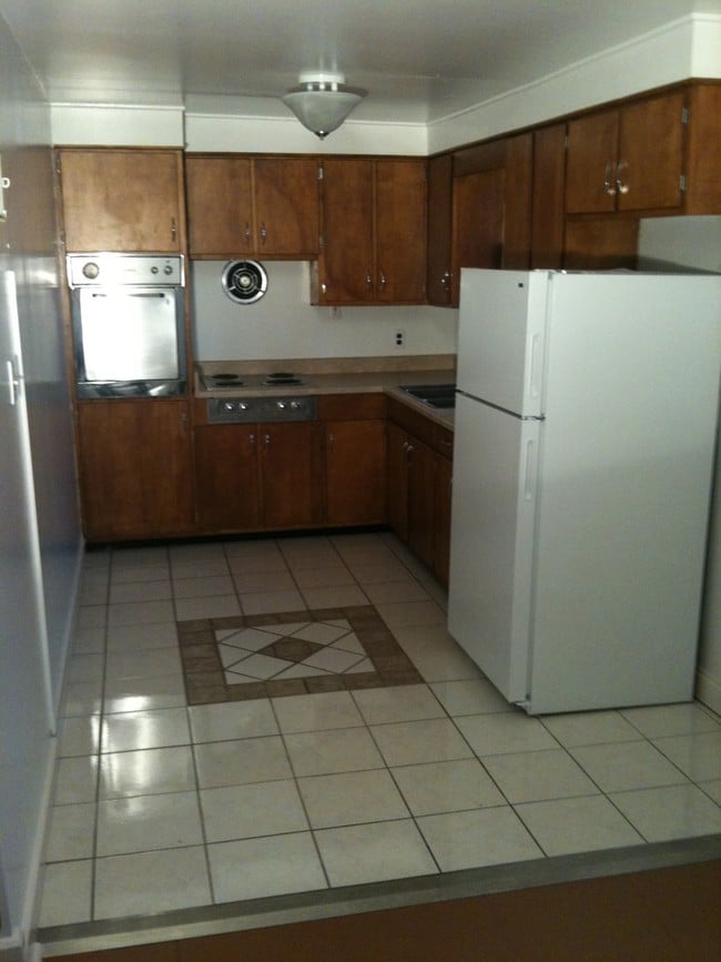 Photo - 2400 N 2nd St