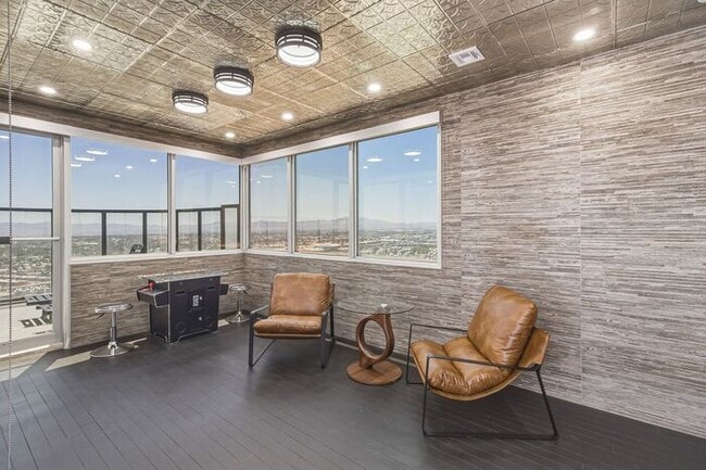 Luxury Penthouse Retreat with Private Pool, Sauna & Strip Views
