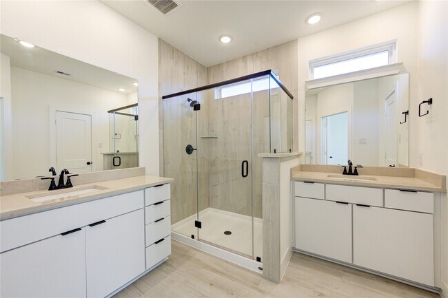 Photo - 15111 Colorado Bnd Pk Dr