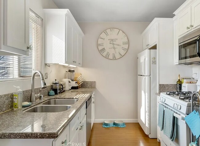 Photo - 3026 Caspian Ave House