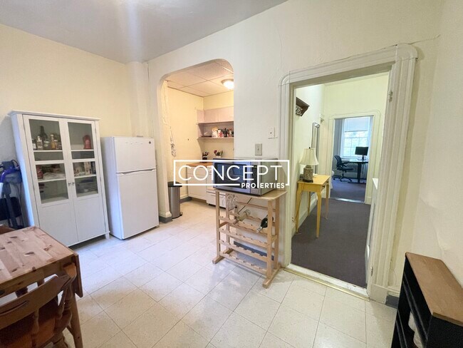 Photo - 24 Phillips St Unit 4CP