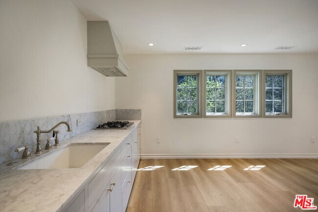 Building Photo - 3132 Belden Dr Rental