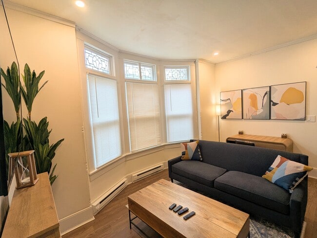 Photo - 36 E Centre St Unit 1 bedroom