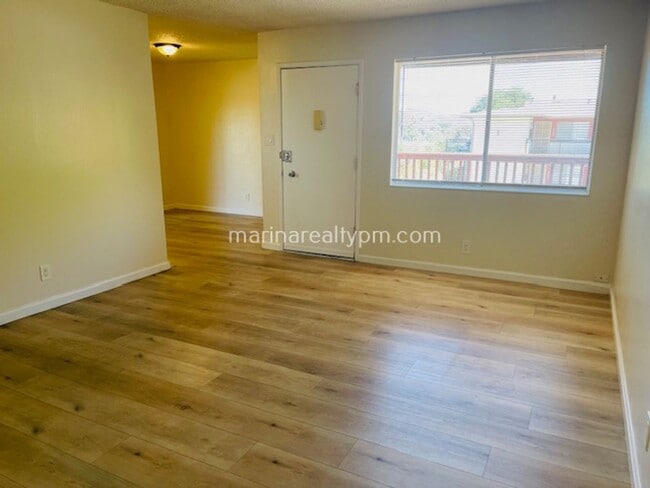 Building Photo - 1488-1494 Valle Vista Ave Unit 1494 Valle Vista Ave
