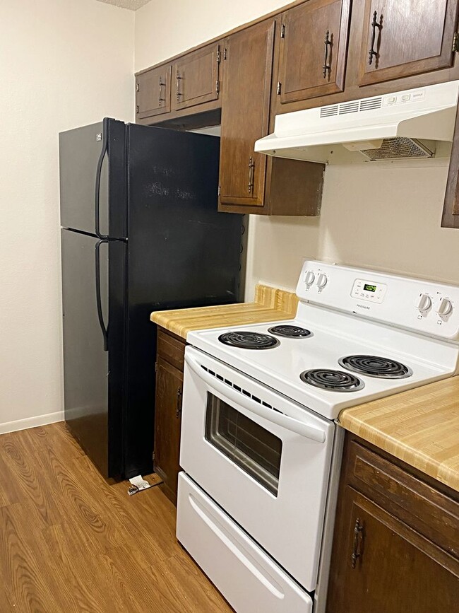 Photo - 8424 Glen Meadow Ln