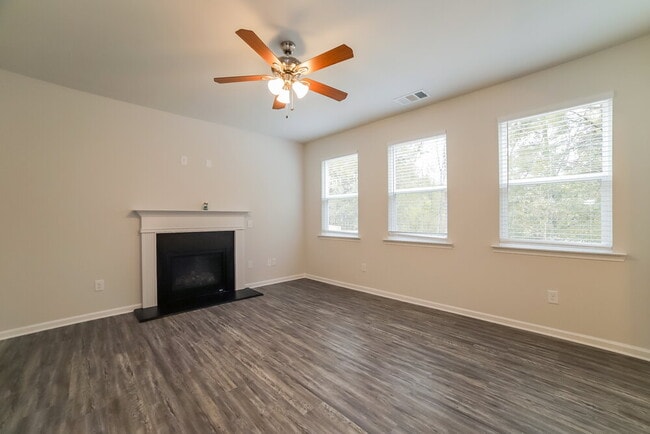 Photo - 94 Susie Creek Ln