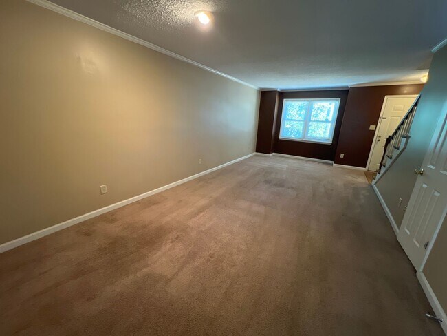 Photo - 2 Bedroom Community on the Corner of Baxte...