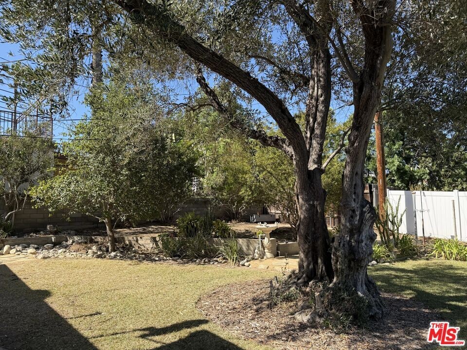Photo - 214 Sequoia Dr