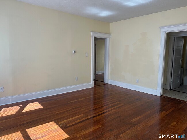 Photo - 146 Adams St
