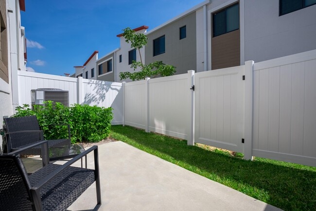 Photo - ID Oakland Park