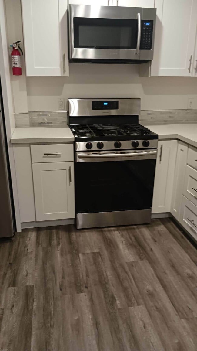 Photo - 1160 98th Ave