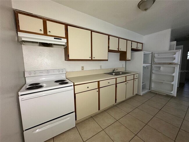 Photo - 912 Pine Ave