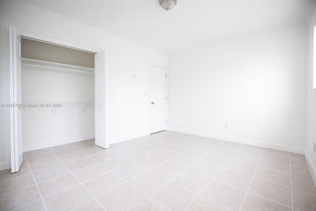 Photo - 7315 Byron Ave Unit 9