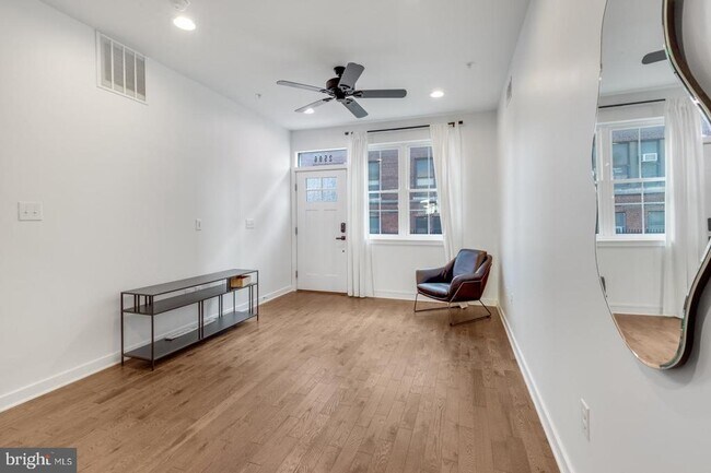 Photo - 2506 Coral St