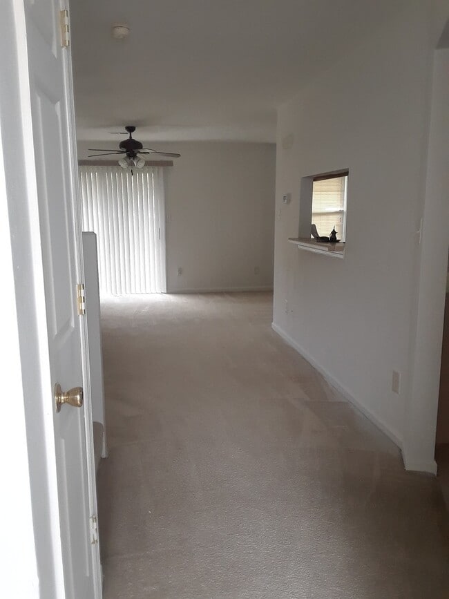 Photo - Suffolk: 3 bedrooms, 2.5 bathrooms near Obici