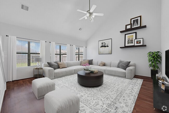 Building Photo - 811 Belvedere Dr Rental