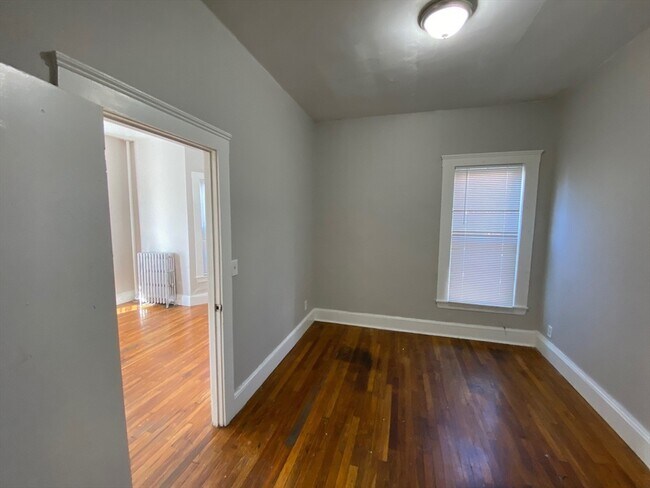 Photo - 93 Orange St Unit 1