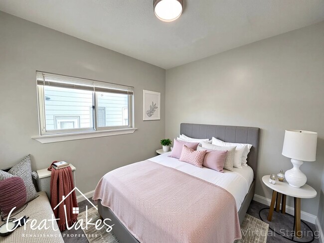 Photo - Charming 3 Bedroom 2 Bathroom now availabl...